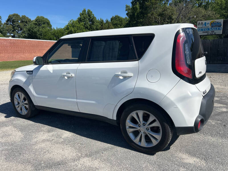 2015 Kia Soul +