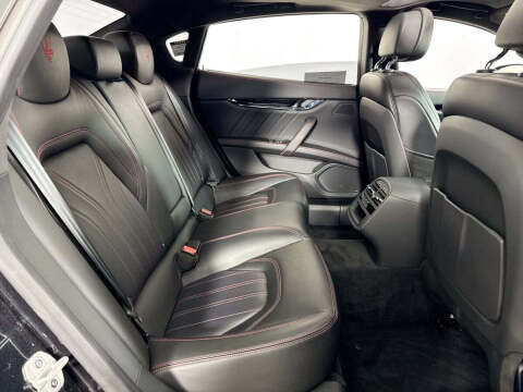 2023 Maserati Quattroporte Modena Q4