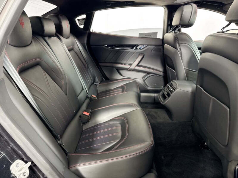 2023 Maserati Quattroporte Modena Q4