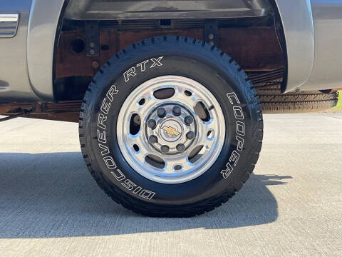 2002 Chevrolet Silverado 2500HD LS