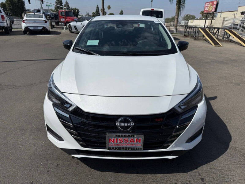 2025 Nissan Versa SR