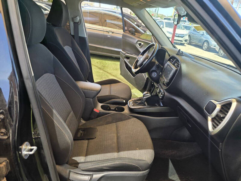 2020 Kia Soul GT-Line