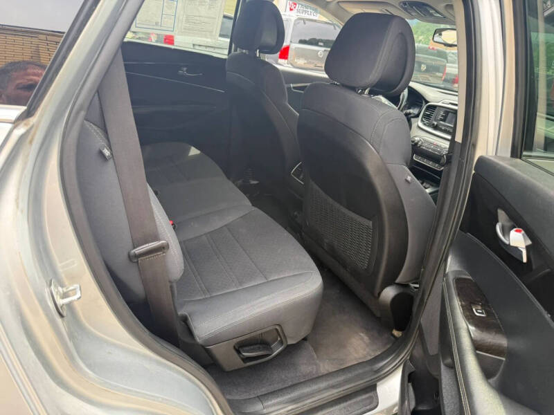 2016 Kia Sorento LX