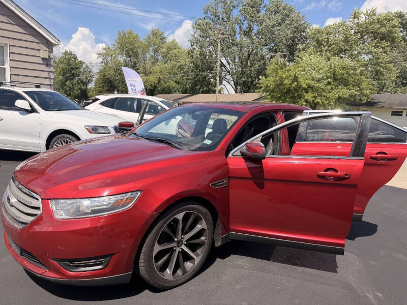 2016 Ford Taurus SEL
