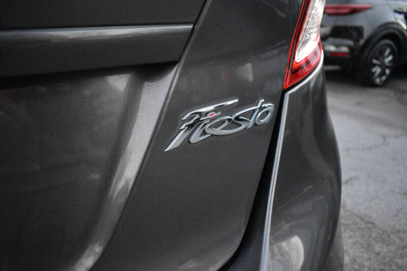 2015 Ford Fiesta SE