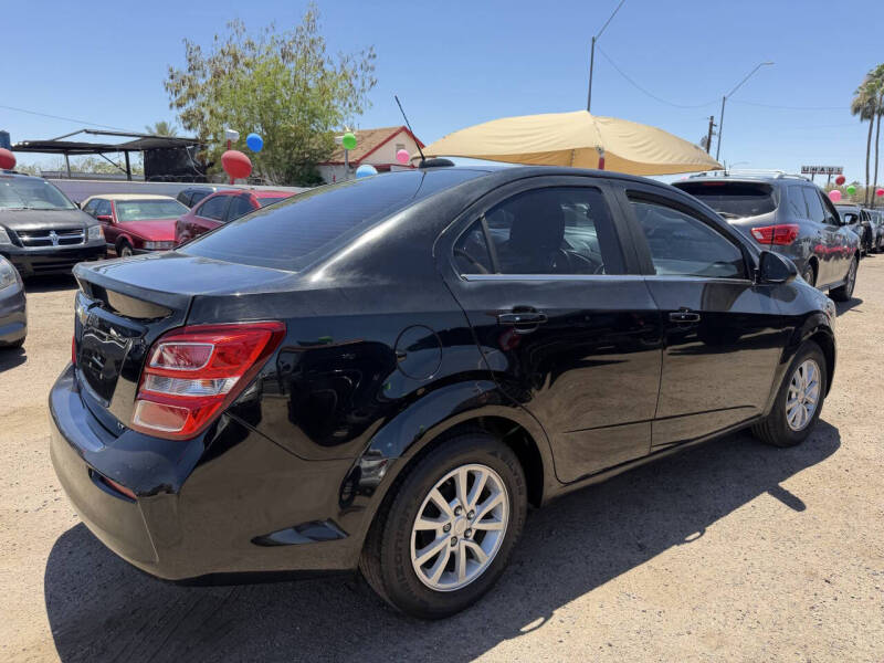 2017 Chevrolet Sonic LT Auto