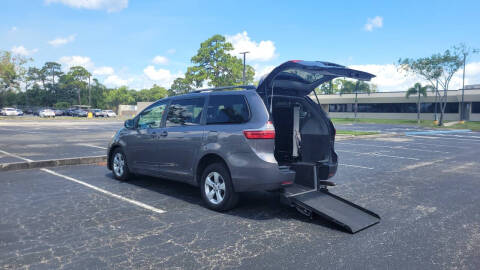 2015 Toyota Sienna