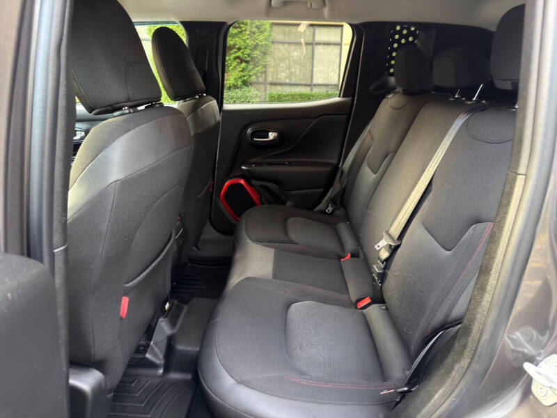 2017 Jeep Renegade Trailhawk