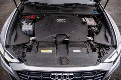 2020 Audi Q8 quattro Premium Plus 55 TFSI