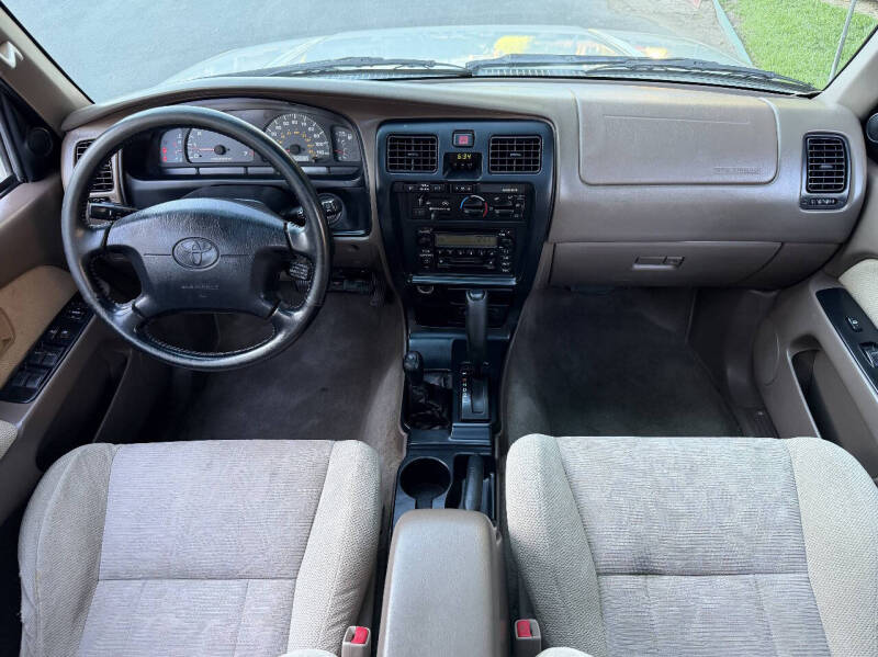 2000 Toyota 4Runner SR5
