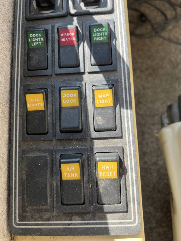 2002 Foretravel GV320 4010