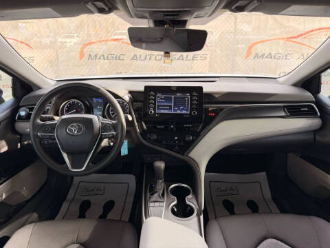 2023 Toyota Camry LE