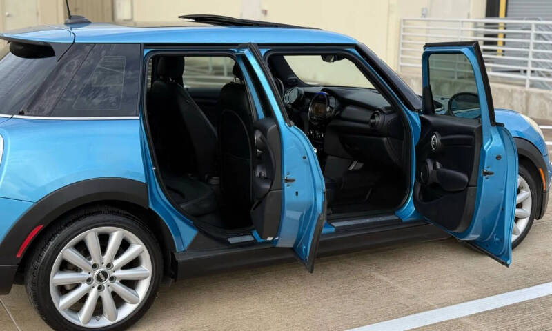 2015 MINI Hardtop 4 Door Cooper