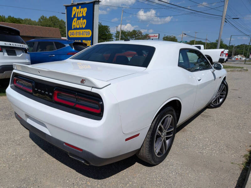 2019 Dodge Challenger SXT