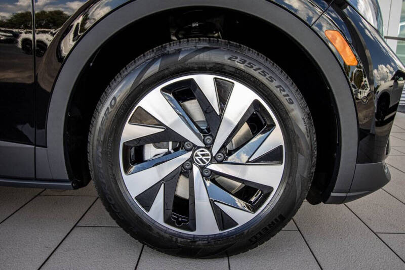 2025 Volkswagen ID.4 Pro