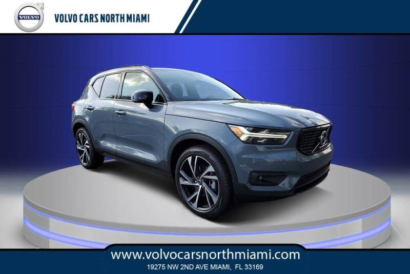 2020 Volvo XC40 T4 R-Design