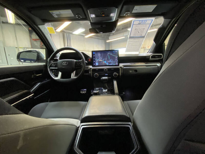 2025 Toyota Tacoma TRD Sport HV