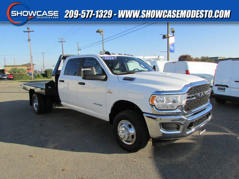 2024 RAM 3500 SLT