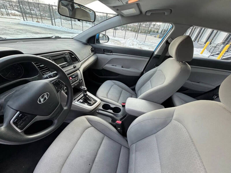2017 Hyundai Elantra