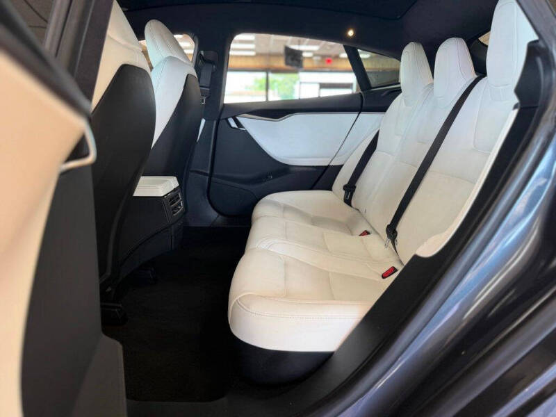 2020 Tesla Model S Long Range Plus