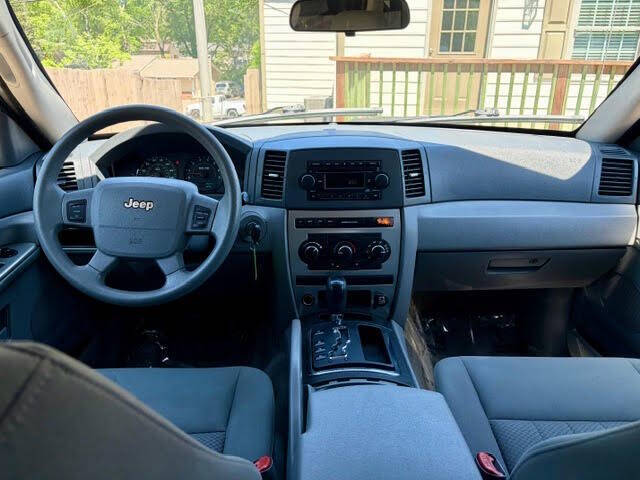 2005 Jeep Grand Cherokee Laredo
