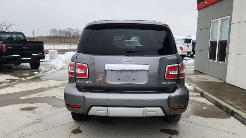 2017 Nissan Armada Platinum