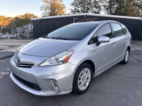 2014 Toyota Prius v Five