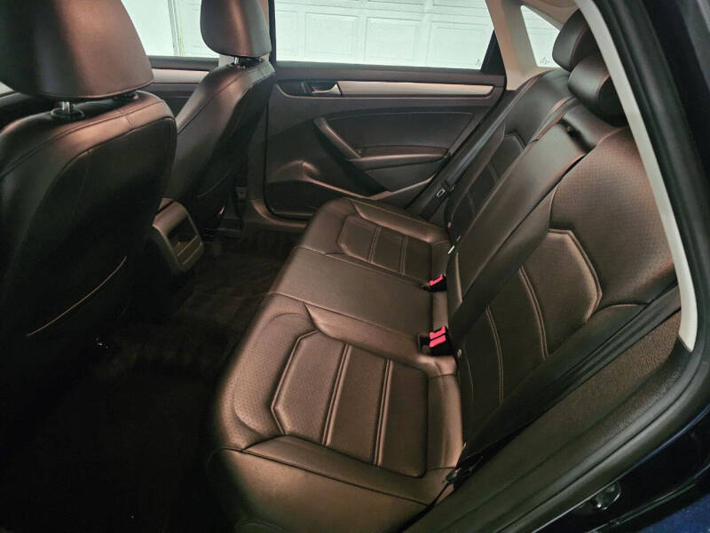 2015 Volkswagen Passat 1.8T S