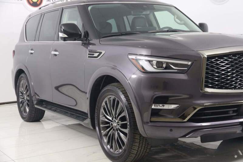 2023 Infiniti QX80 Premium Select