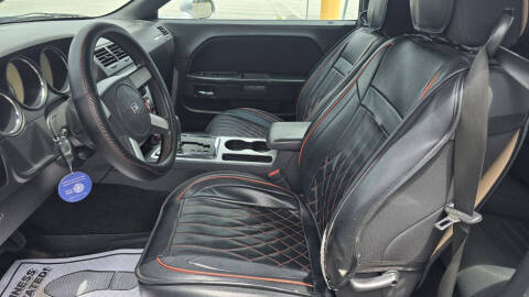 2010 Dodge Challenger SE