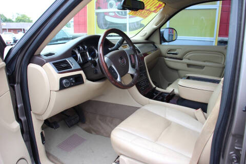 2013 Cadillac Escalade Luxury