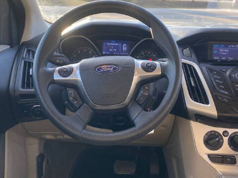 2012 Ford Focus SE