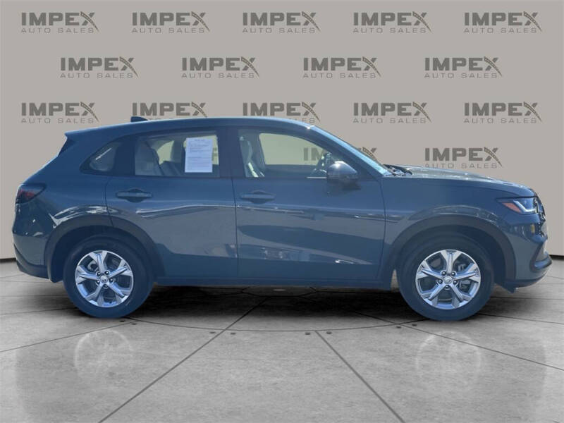 2025 Honda HR-V LX