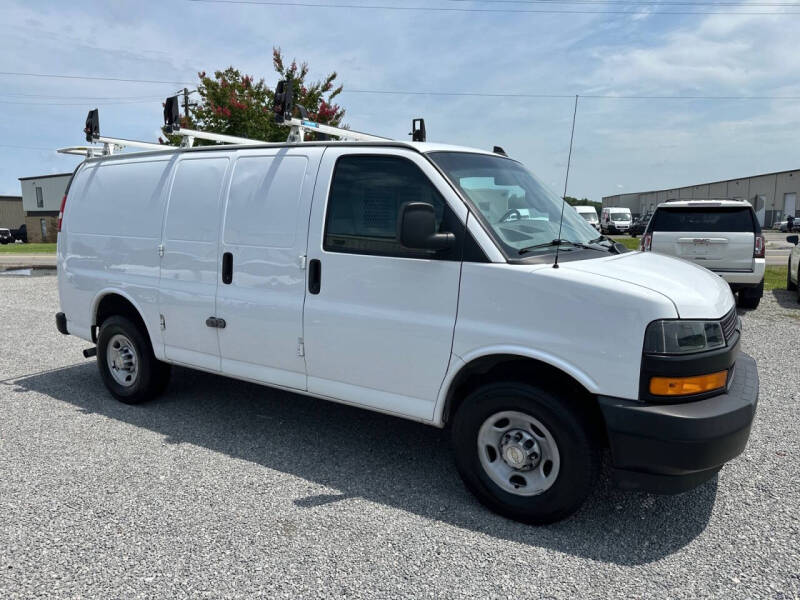 2022 Chevrolet Express 2500