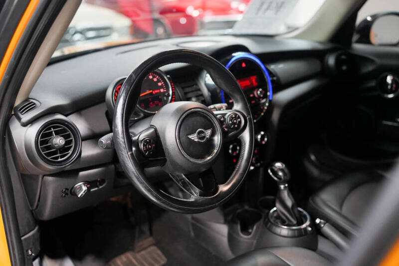 2016 MINI Hardtop 4 Door Cooper