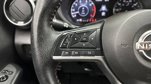 2022 Nissan Kicks SR