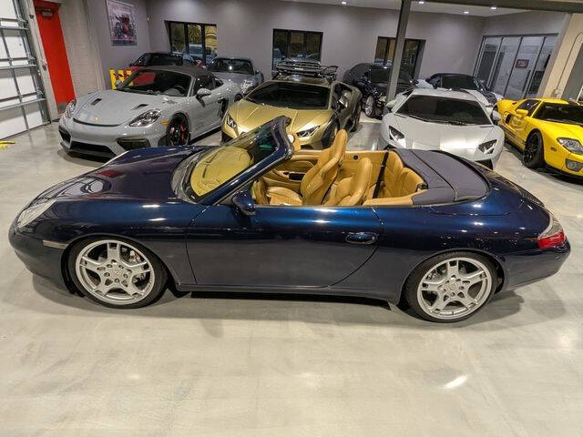 2000 Porsche 911 Carrera 4