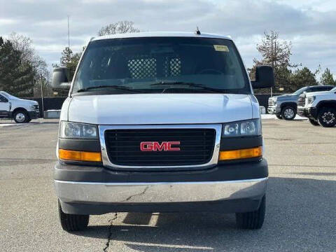 2023 GMC Savana 2500