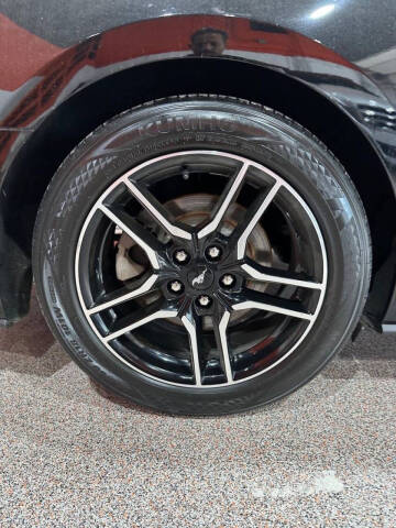 2020 Ford Mustang EcoBoost