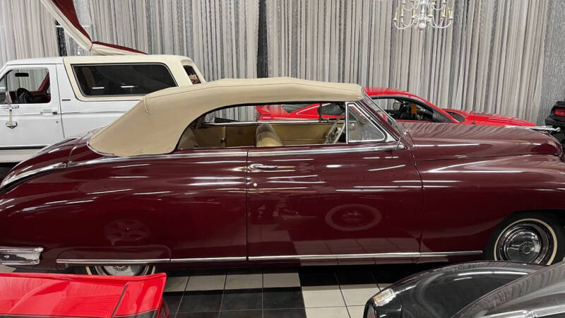 1948 Packard Victoria Super 8