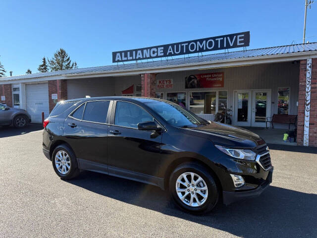 2020 Chevrolet Equinox LS's photo