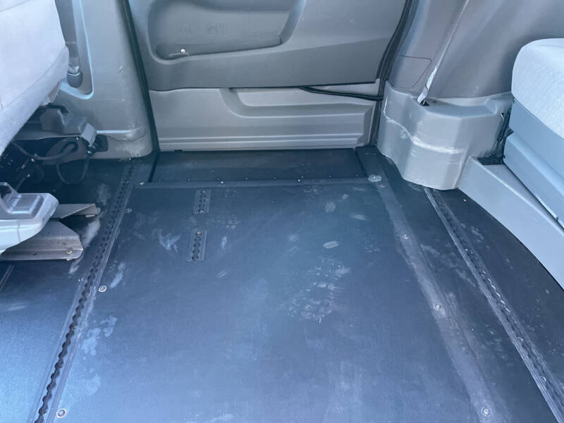 2017 Toyota Sienna LE 8-Passenger