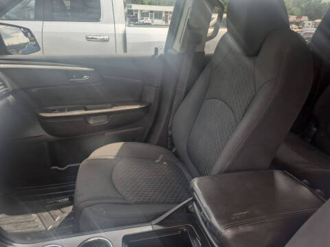 2011 Chevrolet Traverse LT