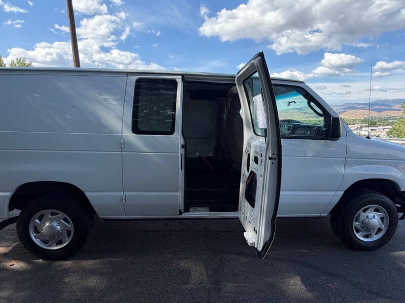 2014 Ford E-Series E-150