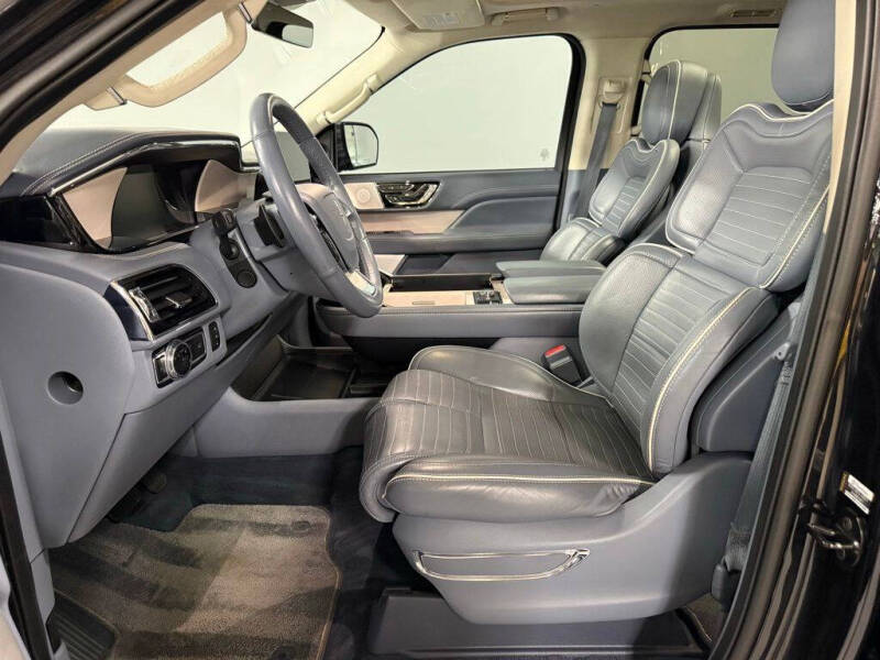 2020 Lincoln Navigator Black Label