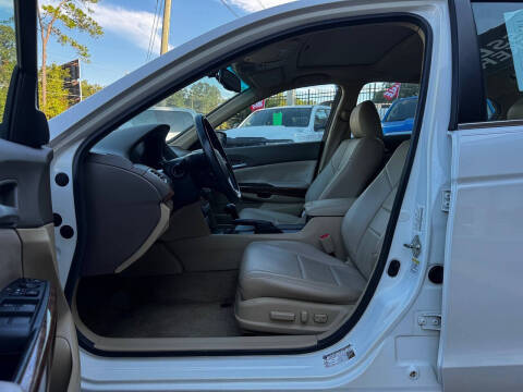 2010 Honda Accord EX-L V6 w/Navi