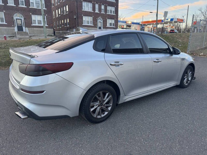 2020 Kia Optima LX