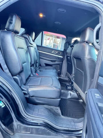 2016 Ford Explorer Sport