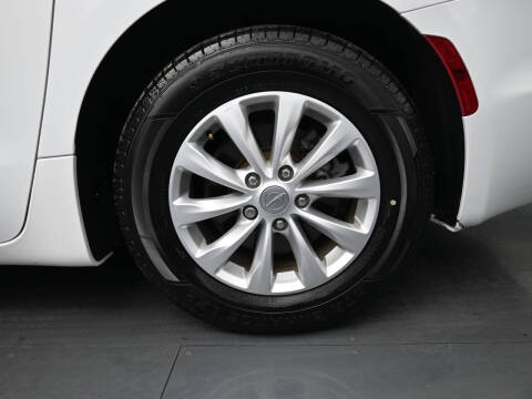 2018 Chrysler Pacifica Touring Plus