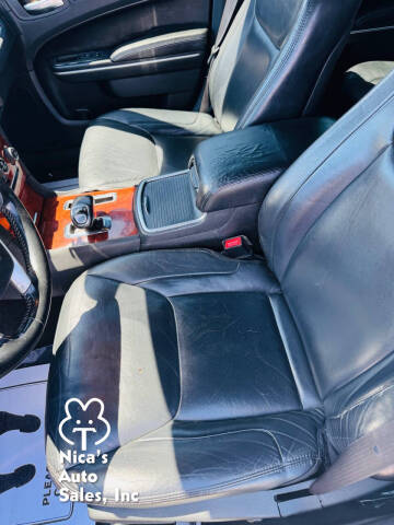 2013 Chrysler 300